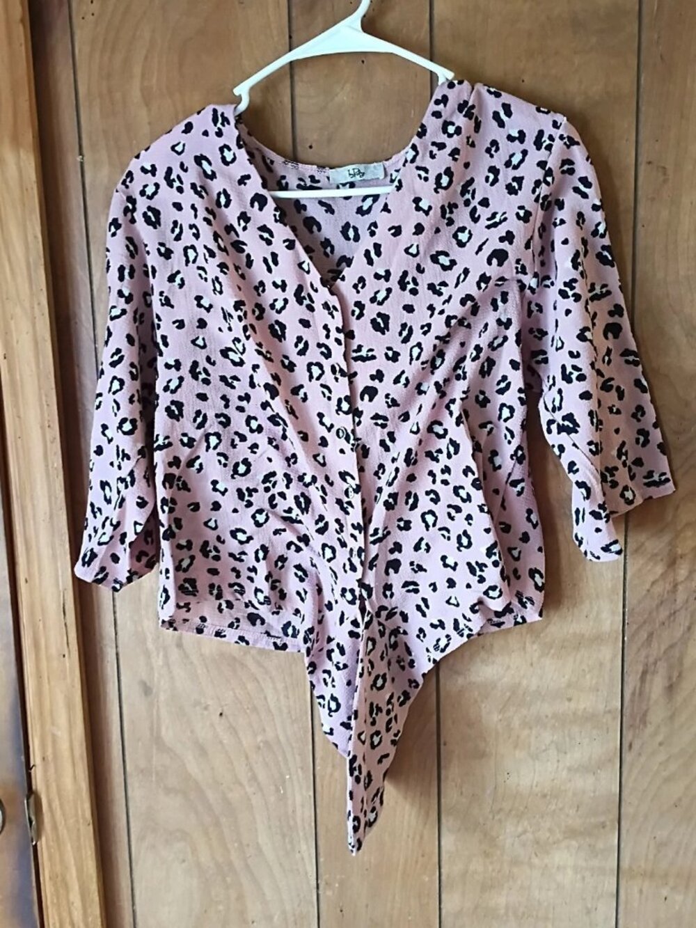 Ivy Ridge Women's Pink Leopard Print Tie Front Button Up Blouse Top Size M